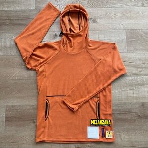 🧡🏔🥕2024 Melanzana V2 Microgrid Hoodie Mens Medium Melly All Carrot (Orange)